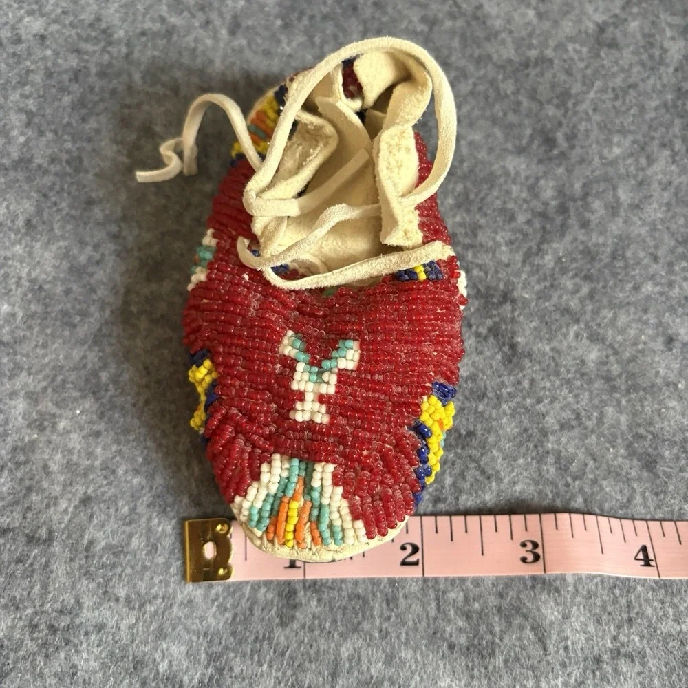 Vintage Cheyenne Moccasins Native American Infant‎ Child Size Fully Beaded Red